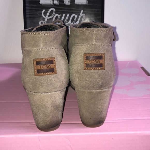 3/$25 Toms Wedge Bootie - Picture 2 of 5